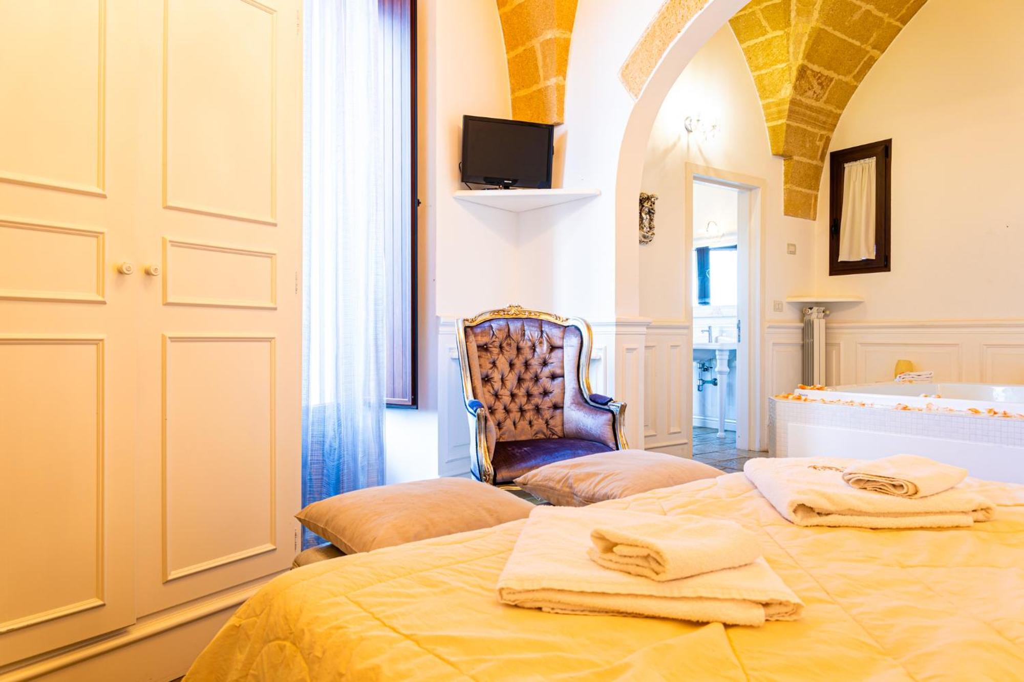 アレーツィオ Palazzo Aurora Bed & Breakfast エクステリア 写真